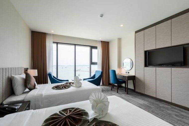 Phòng Premium Deluxe Twin With Sea View